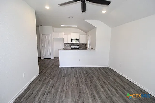 $1,300 | 118 Wind Ridge Drive, Unit B, Copperas Cove, TX 76522