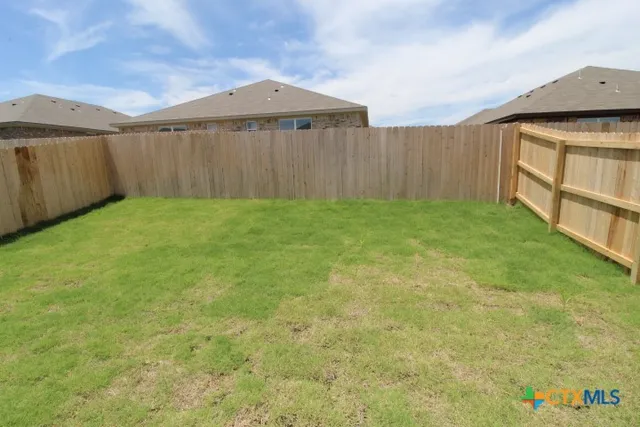$1,300 | 118 Wind Ridge Drive, Unit B, Copperas Cove, TX 76522