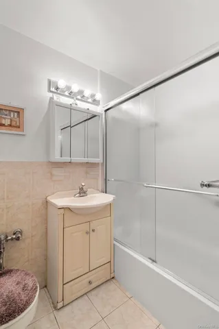 $199,900 | 1 Sadore Lane, Unit 5Z, Yonkers, NY 10710