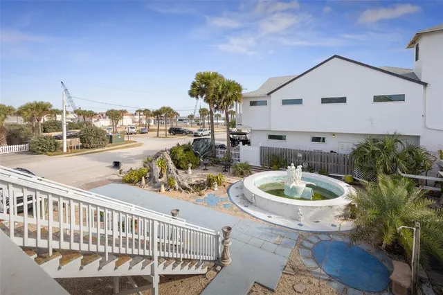 $1,950 | 601 South Central Avenue, Unit A, Flagler Beach, FL 32136