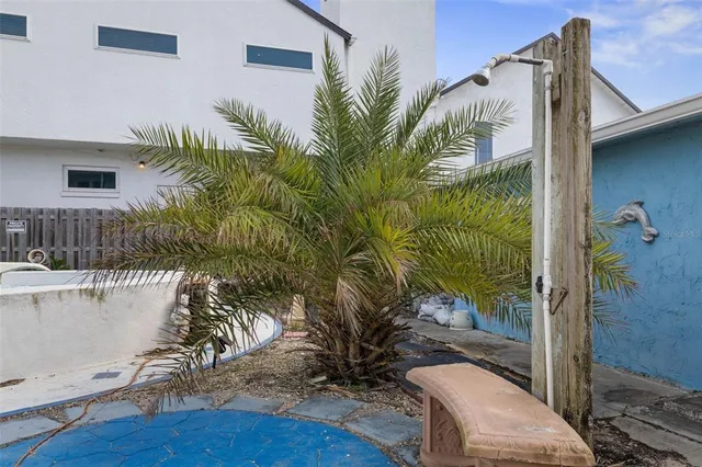 $1,950 | 601 South Central Avenue, Unit A, Flagler Beach, FL 32136