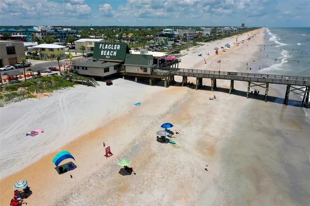 $1,950 | 601 South Central Avenue, Unit A, Flagler Beach, FL 32136