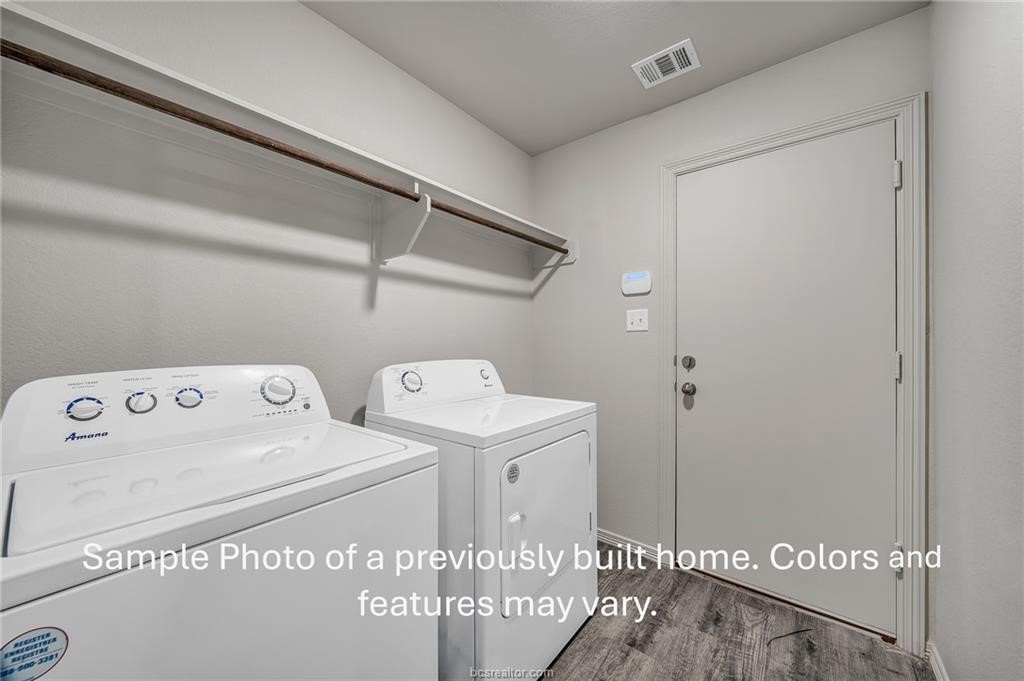 1629 Lucky Street Bryan, TX 77803 - Photo 11 of 12 **Photos are sample photos of similar plan. Colors and features might vary**