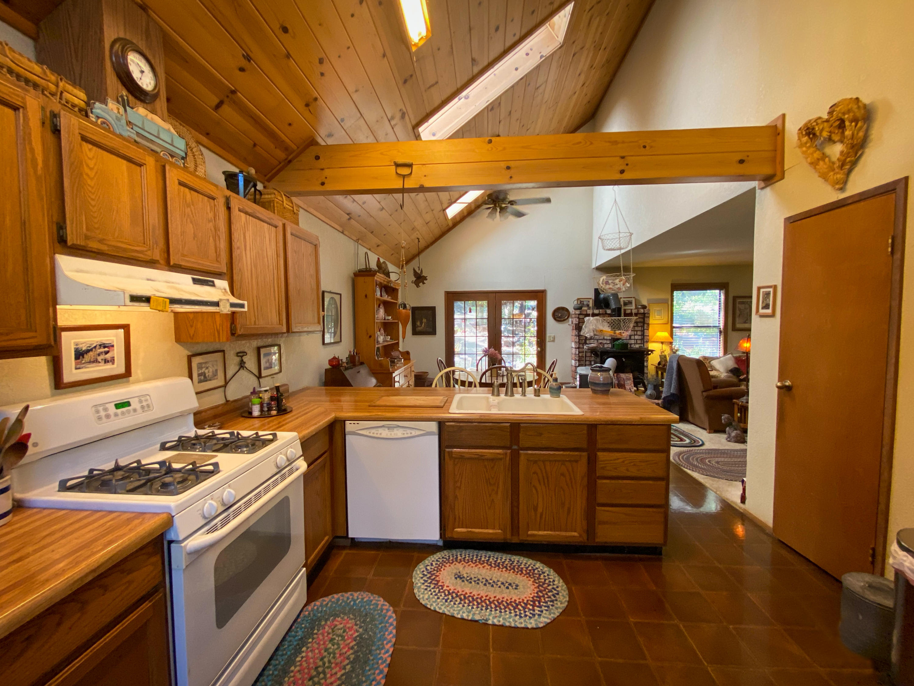 2041 Wintu Pass Road Junction City, CA 96048 - Photo 25 of 35 Kitchen toward Rear