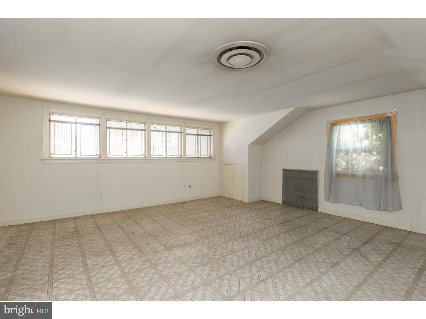 614 Webb Road Elkins Park, PA 19027 - Photo 19 of 25 Gallery Image 19
