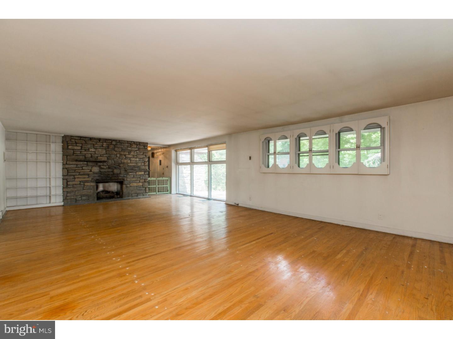 614 Webb Road Elkins Park, PA 19027 - Photo 4 of 25 Gallery Image 4
