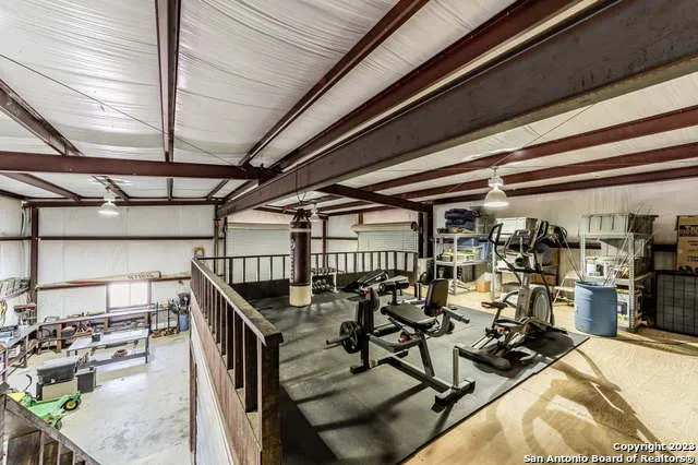 $1,475,000 | 548 Franklin Lane, Yancey, TX 78886