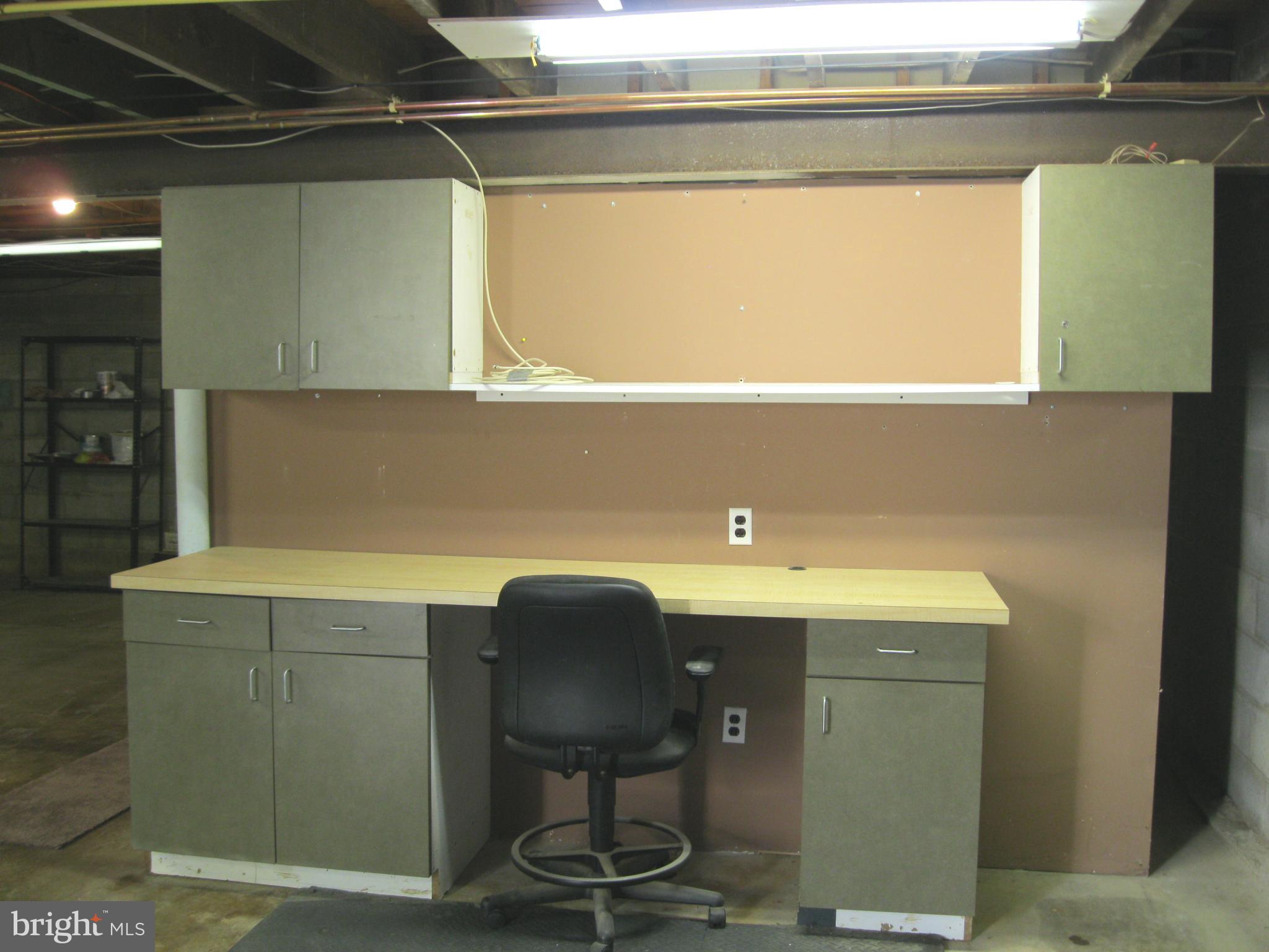 425 East Springfield Road Springfield, PA 19064 - Photo 36 of 39 Basement builtin desk area