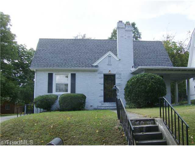 1105 Clyde Place High Point, NC 27262 - Photo 1 of 16 Exterior Front.