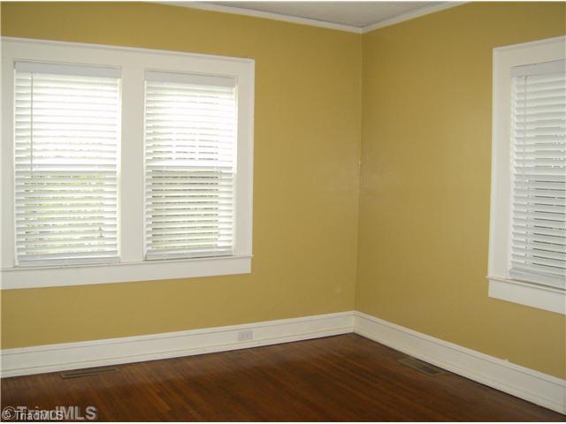 1105 Clyde Place High Point, NC 27262 - Photo 8 of 16 Master Bedroom.