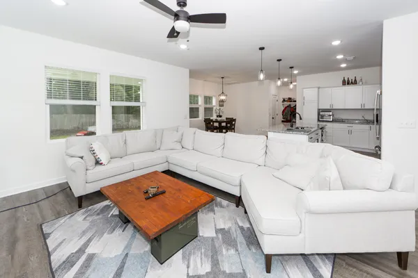 $2,750 | 4109 Burnt Creek Court, Charleston, SC 29420