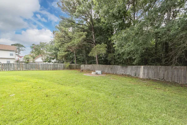 $2,750 | 4109 Burnt Creek Court, Charleston, SC 29420
