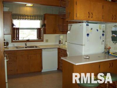 15950 Timberlane Morrison, IL 61270 - Photo 3 of 15