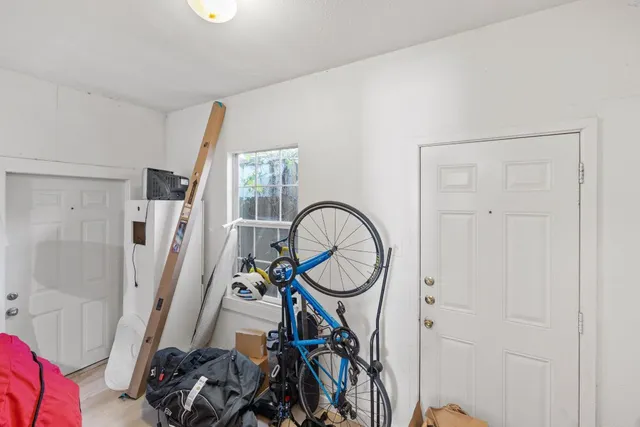 $7,000 | 1202 East 29th Street, Austin, TX 78722