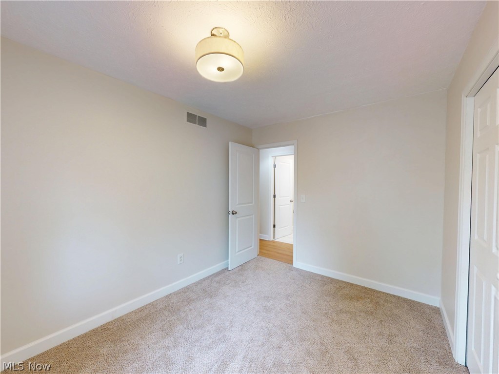 3264 Grenfall Road Norton, OH 44203 - Photo 14 of 45