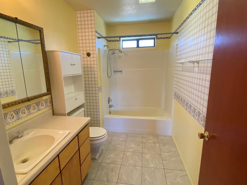 11865 North Old Stage Road Weed, CA 96094 - Photo 18 of 25 Gallery Image 18