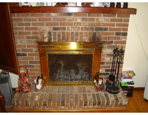 409 Pochassic Road Westfield, MA 01085 - Photo 8 of 18 Gallery Image 8