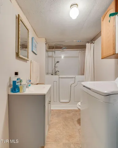 $259,000 | 1251 Purchase Ridge Road, Duffield, VA 24244