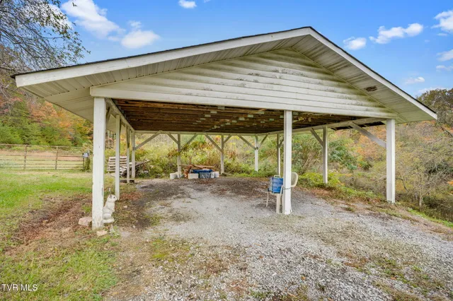 $259,000 | 1251 Purchase Ridge Road, Duffield, VA 24244