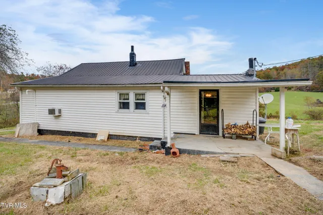 $259,000 | 1251 Purchase Ridge Road, Duffield, VA 24244