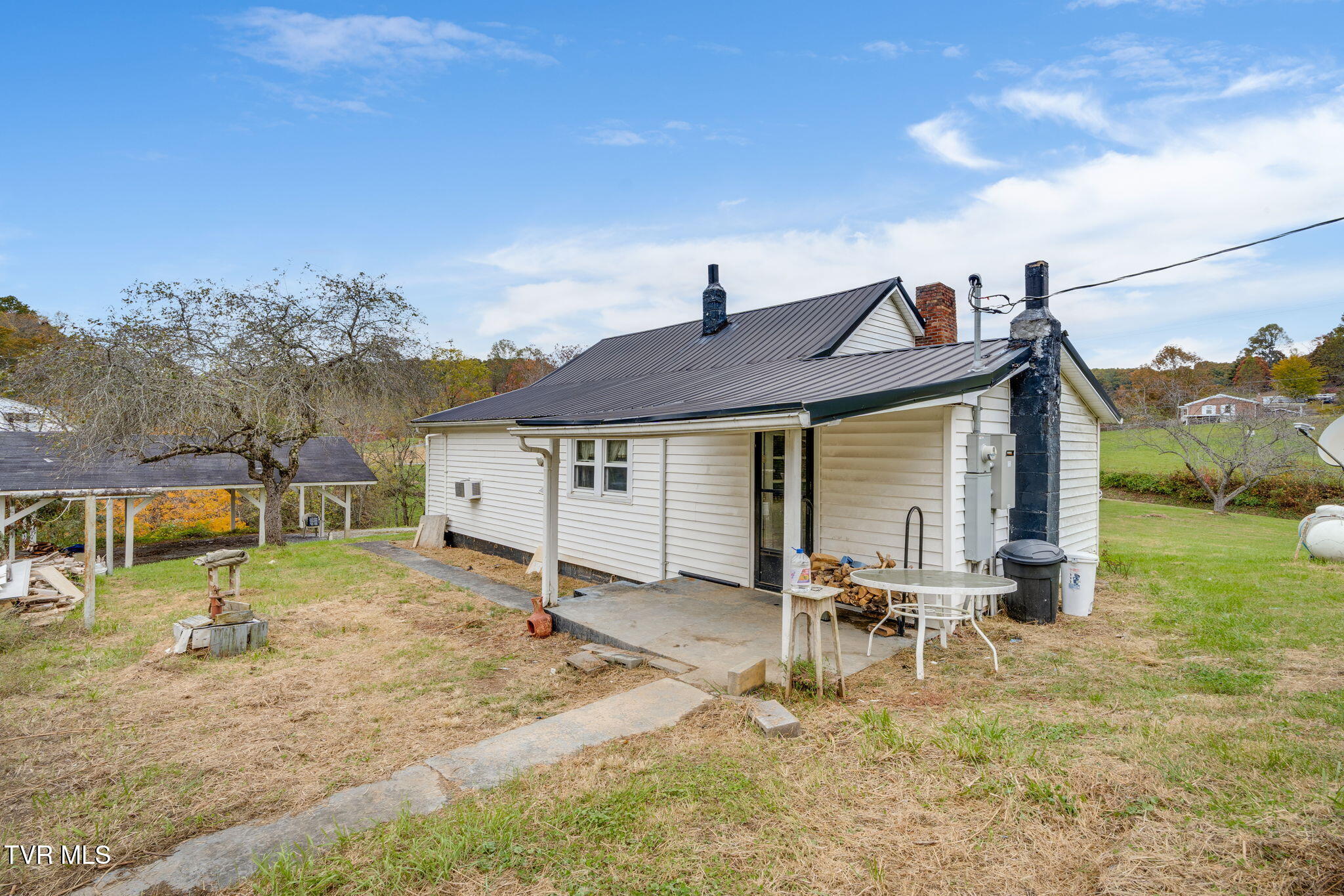 1251 Purchase Ridge Road Duffield, VA 24244 - Photo 33 of 34 027