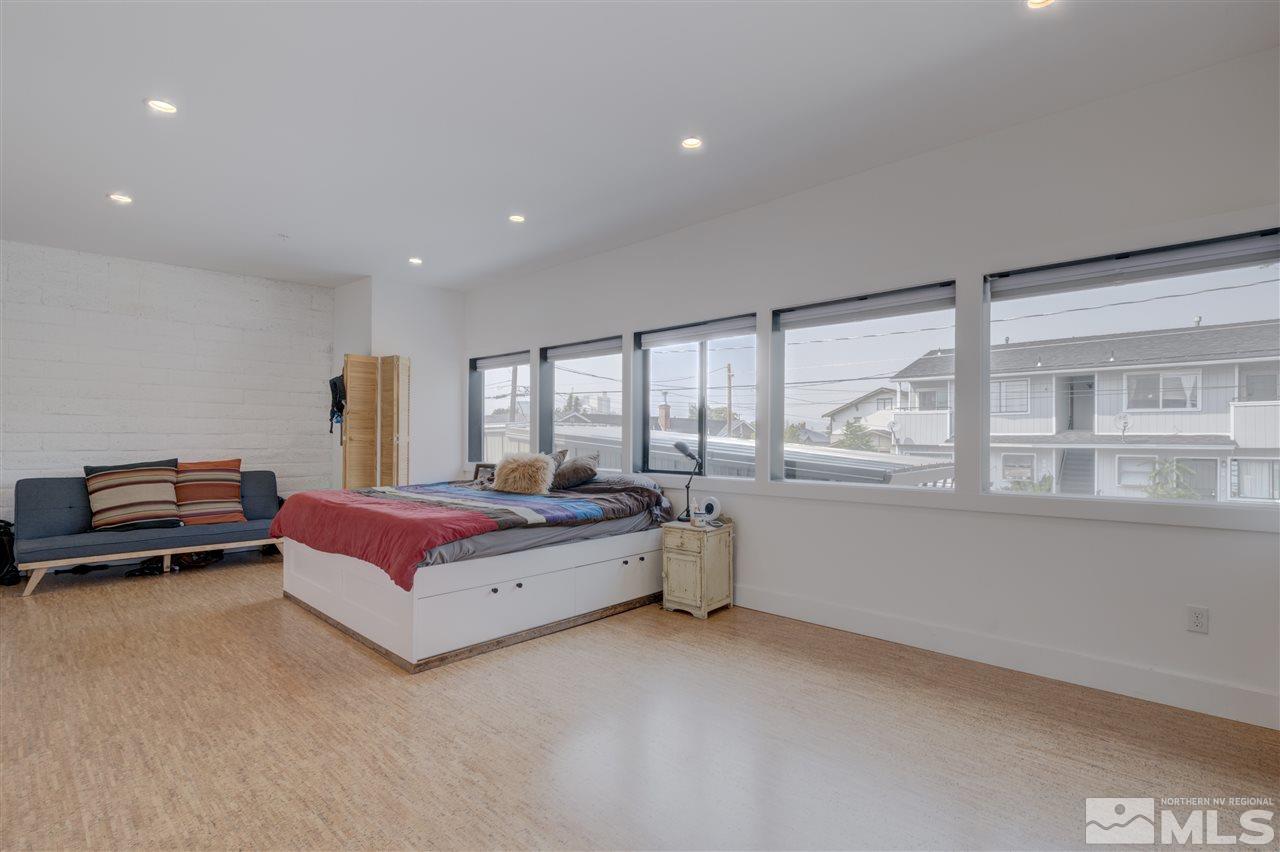 525 Roberts Street Reno, NV 89502 - Photo 33 of 40 a living room with furniture and a large window