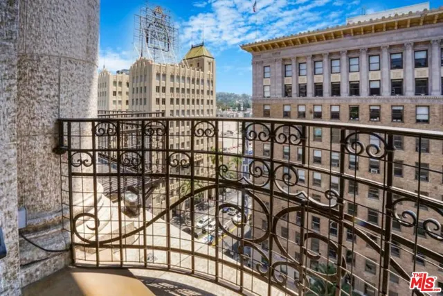 $4,750 | 1645 Vine Street, Unit 905, Los Angeles, CA 90028