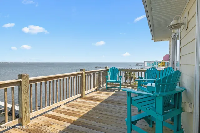 $949,000 | 2506 Emerald Drive, Unit E, Emerald Isle, NC 28594