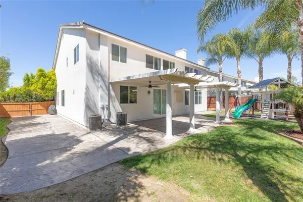 $1,099,000 | 45000 Vine Cliff Street, Temecula, CA 92592