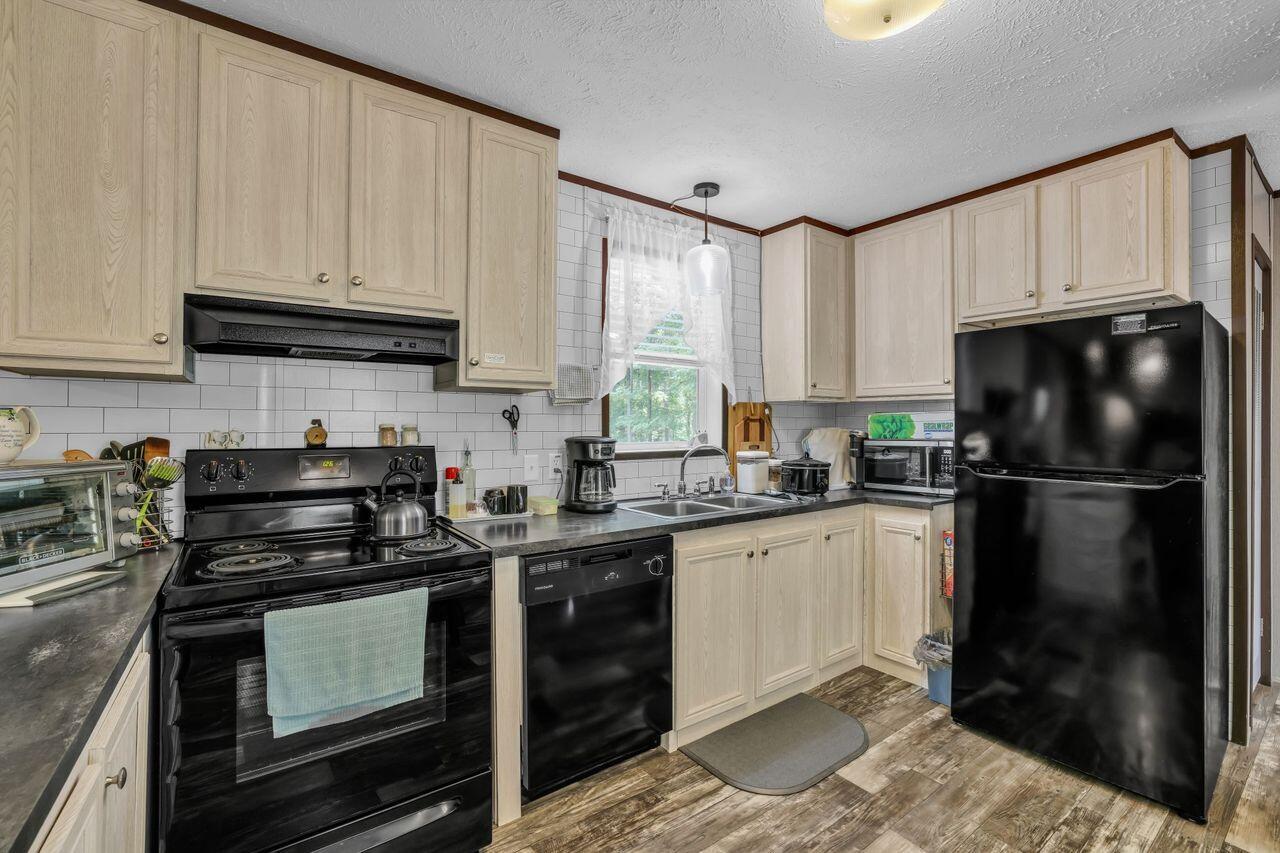 1165 Hugh Allison Road Pikeville, TN 37367 - Photo 22 of 25 Hugh Allison 22