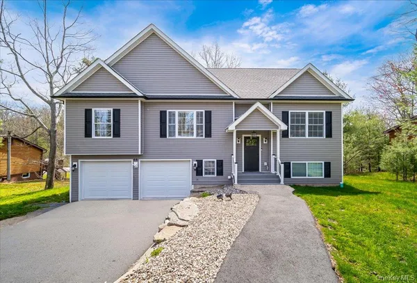 $569,000 | 68 Picadilly Circle, Rock Hill, NY 12775