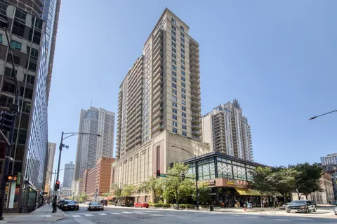 $699,000 | 630 North State Street, Unit 2601, Chicago, IL 60654