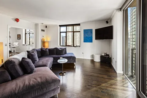 $699,000 | 630 North State Street, Unit 2601, Chicago, IL 60654