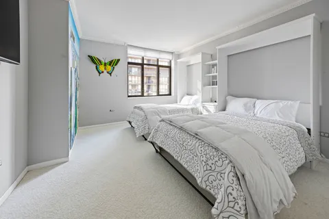 $699,000 | 630 North State Street, Unit 2601, Chicago, IL 60654