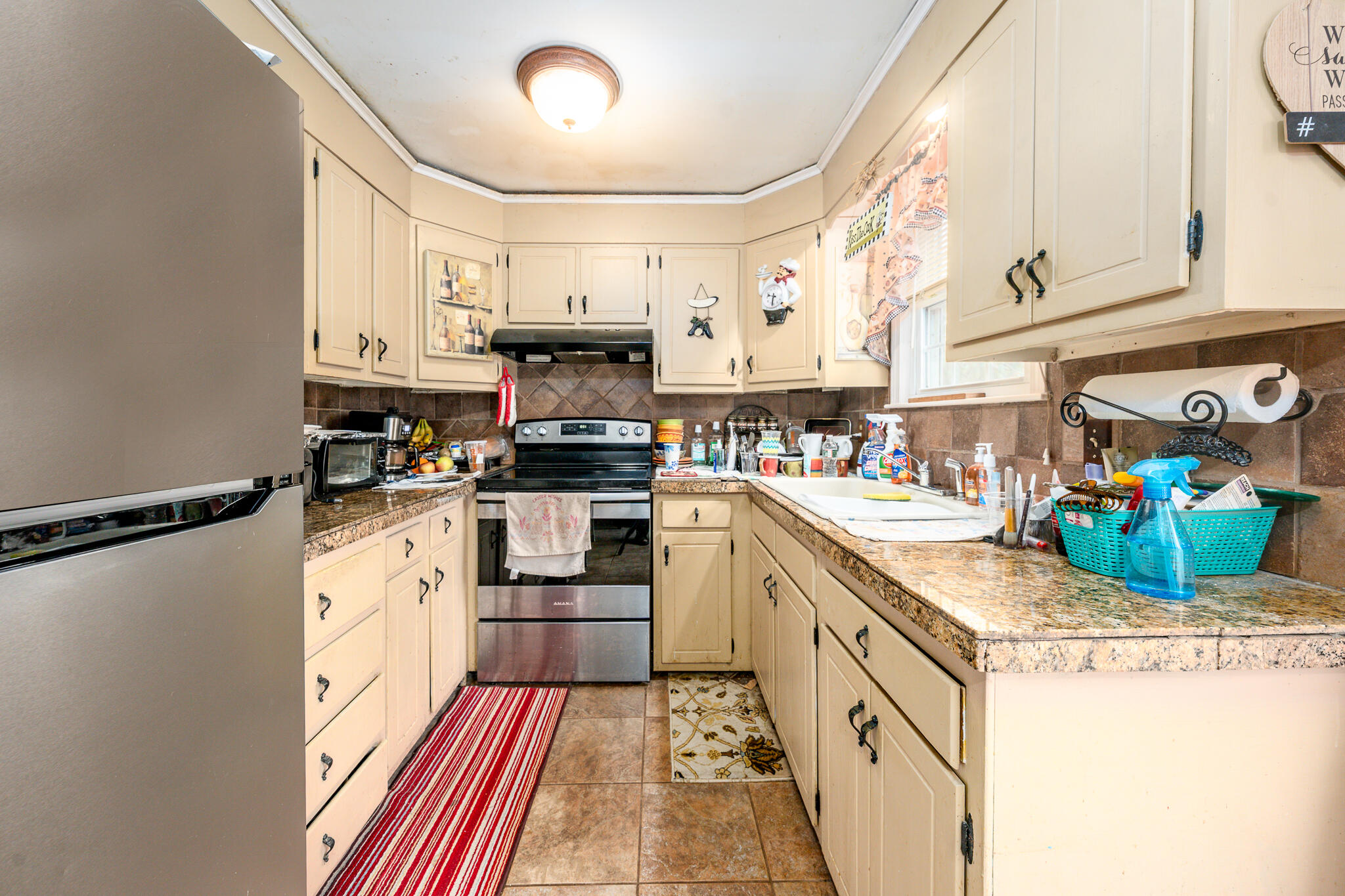 59 Captain Dore Road South Yarmouth, MA 02664 - Photo 9 of 29 kitchen1