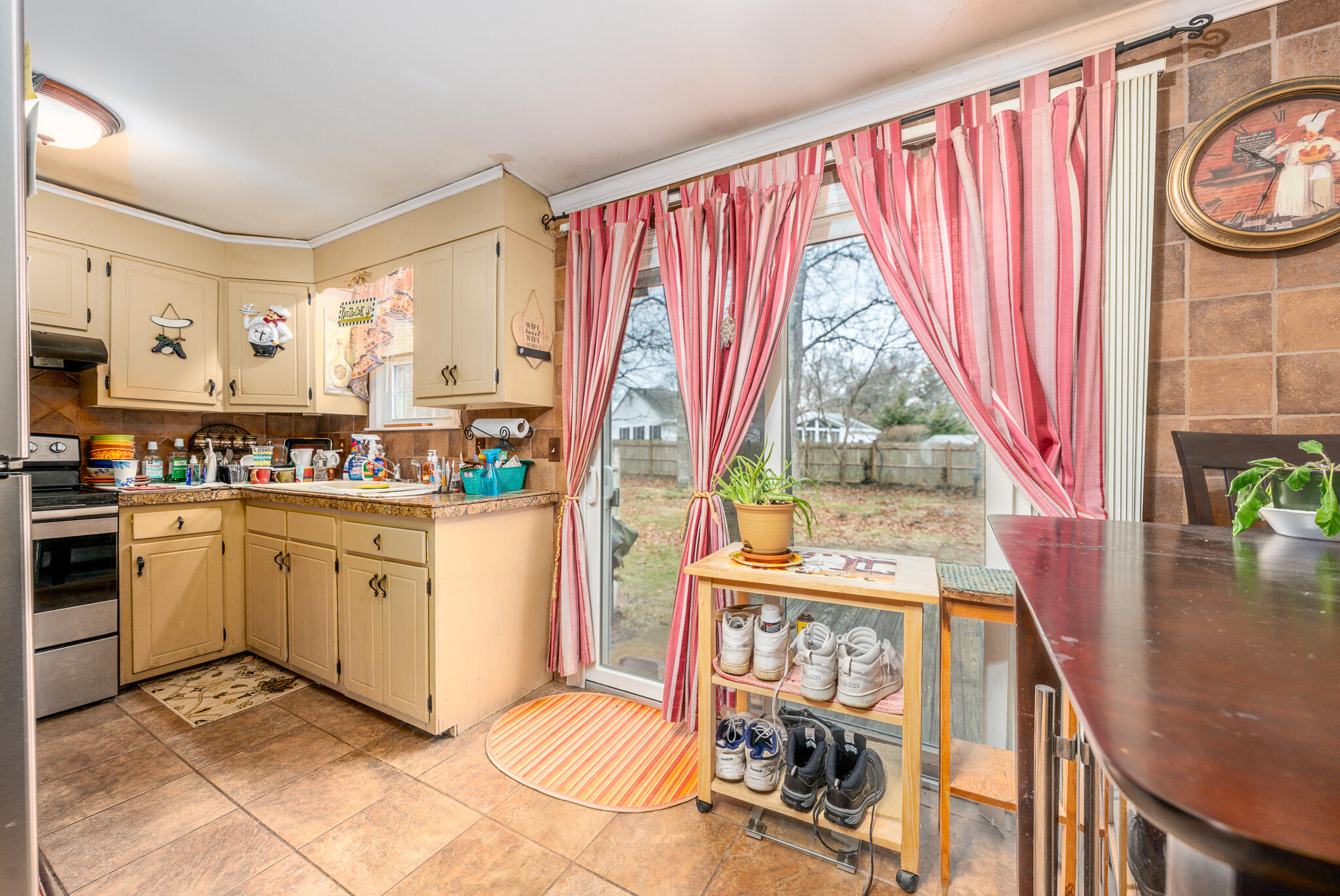 59 Captain Dore Road South Yarmouth, MA 02664 - Photo 10 of 29 kitchen2