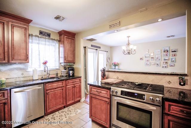 60 County Road, Unit D022 Cliffwood, NJ 07721 - Photo 18 of 23 image18