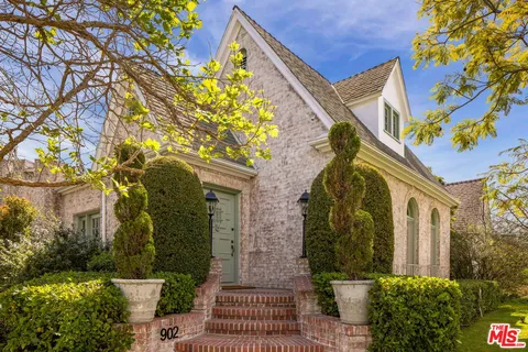 $2,995,000 | 902 South Citrus Avenue, Los Angeles, CA 90036