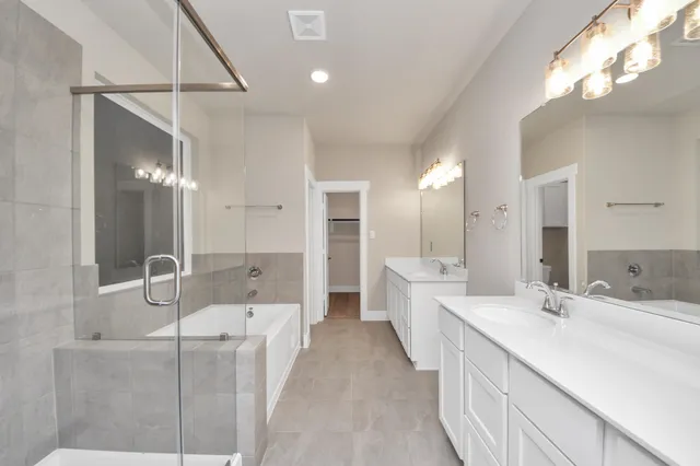 $3,200 | 32307 Fly Fish Way, Fulshear, TX 77441