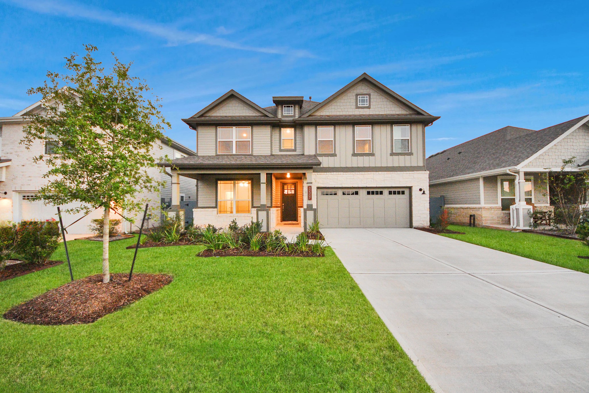 32307 Fly Fish Way Fulshear, TX 77441 - Photo 2 of 39