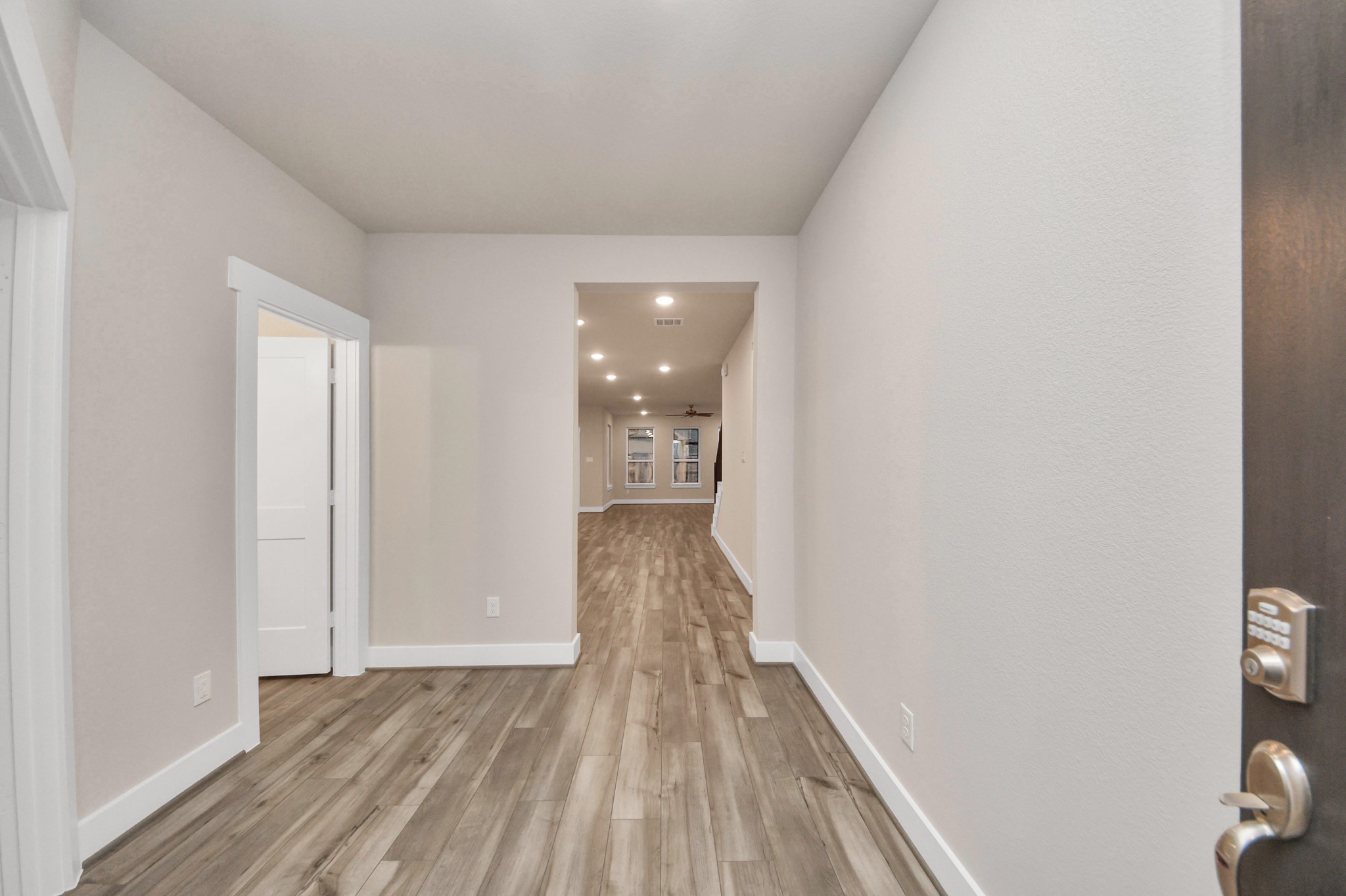 32307 Fly Fish Way Fulshear, TX 77441 - Photo 4 of 39