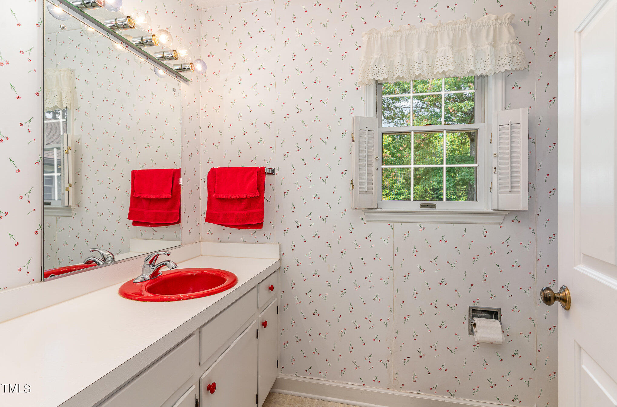 8450 Perry Road Graham, NC 27253 - Photo 23 of 37