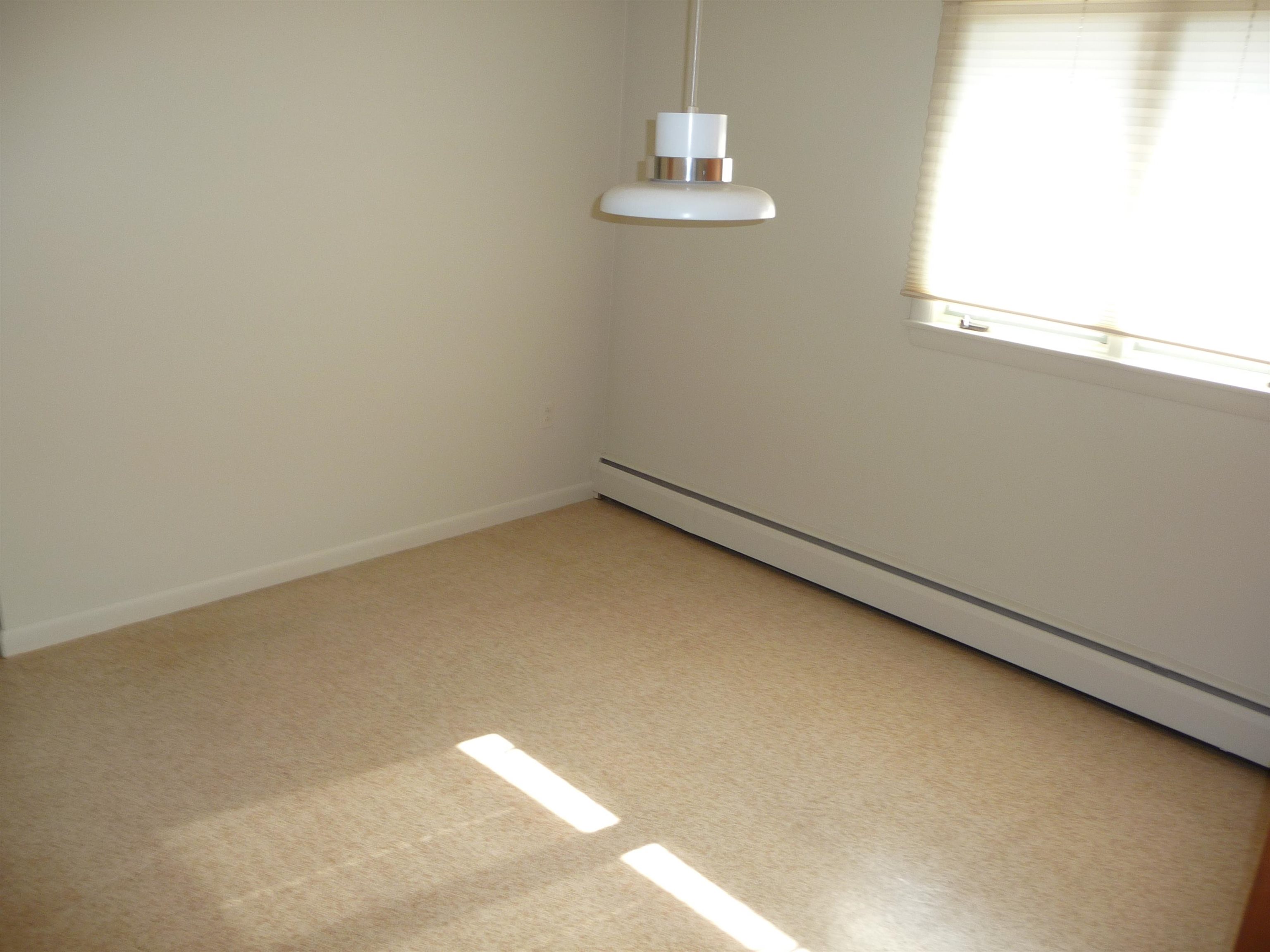 763 Coolidge Avenue Manchester, NH 03102 - Photo 14 of 27 Gallery Image 14