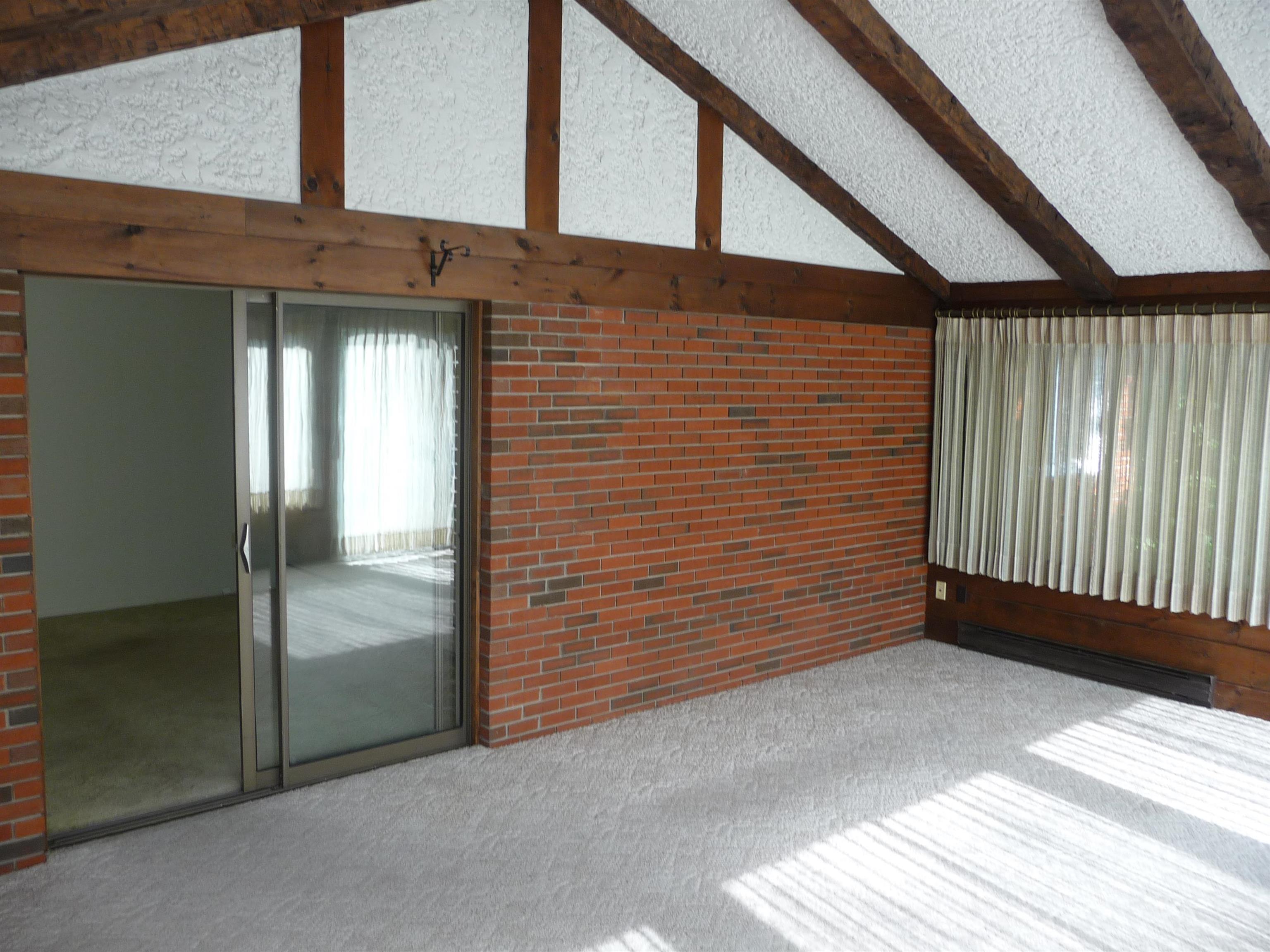 763 Coolidge Avenue Manchester, NH 03102 - Photo 17 of 27 Gallery Image 17