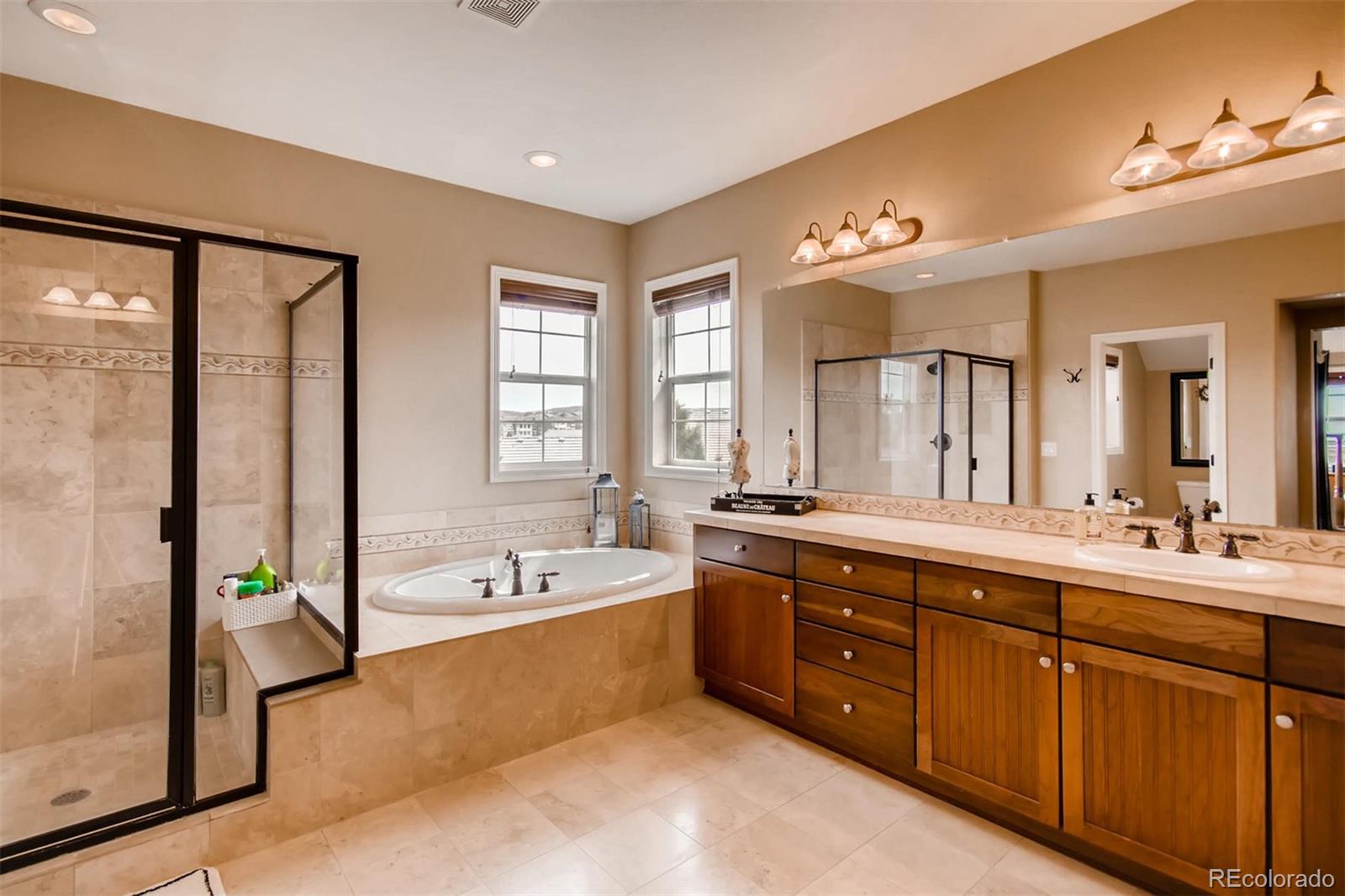 4472 Cedarpoint Place Highlands Ranch, CO 80130 - Photo 17 of 28 Gallery Image 17