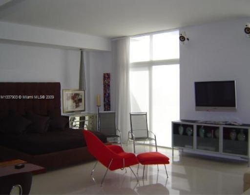 2001 Meridian Avenue, Unit 506 Miami Beach, FL 33139 - Photo 4 of 10