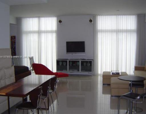 2001 Meridian Avenue, Unit 506 Miami Beach, FL 33139 - Photo 9 of 10