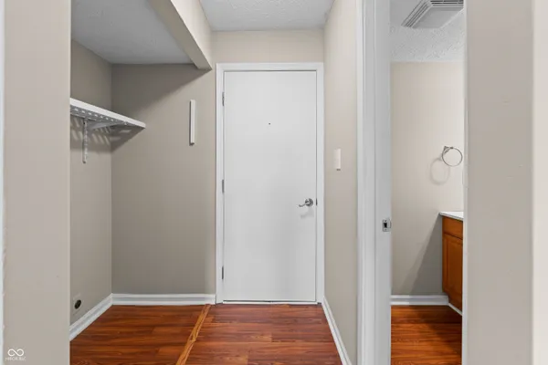 $225,000 | 9479 Bridgewater Circle, Indianapolis, IN 46250