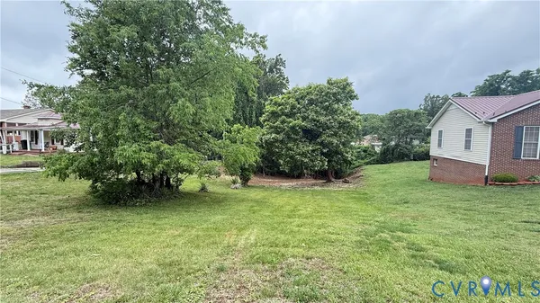 an outdoor view of garden
