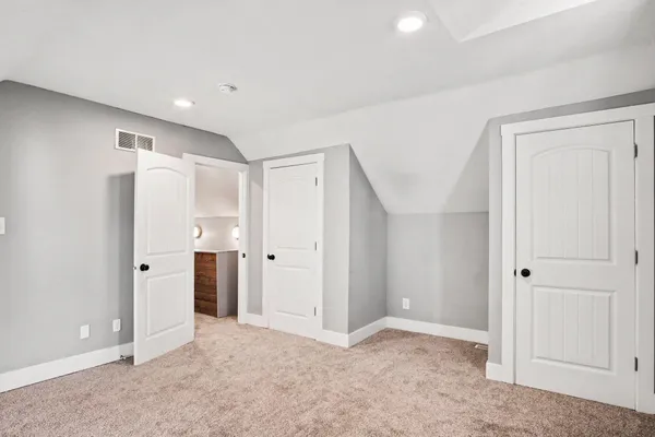 $265,000 | 25 Mack Avenue Northeast, Grand Rapids, MI 49503